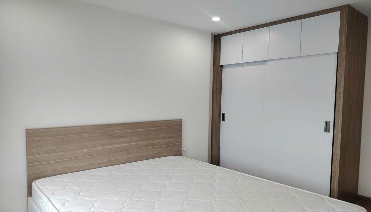 Căn 1N+ 43m² full nội thất, hướng Đông Bắc – Sẵn sổ, giá 3.13 tỷ thu net