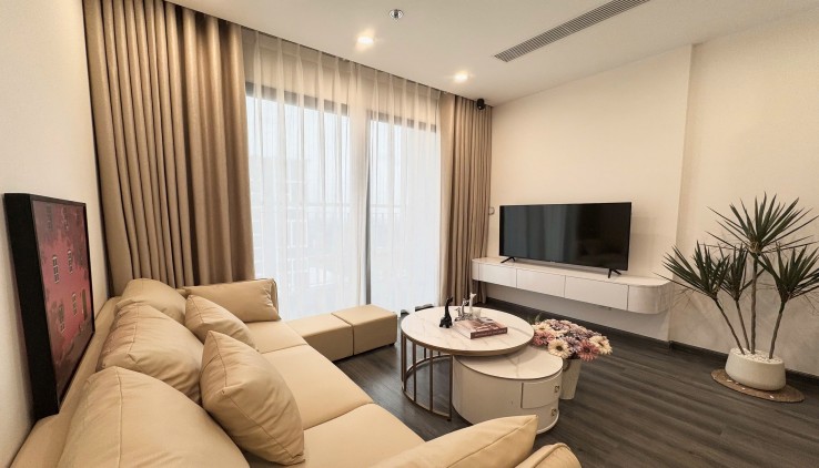 Bán căn hộ 1PN 42m² full nội thất, view quảng trường – biệt thự, sẵn sổ